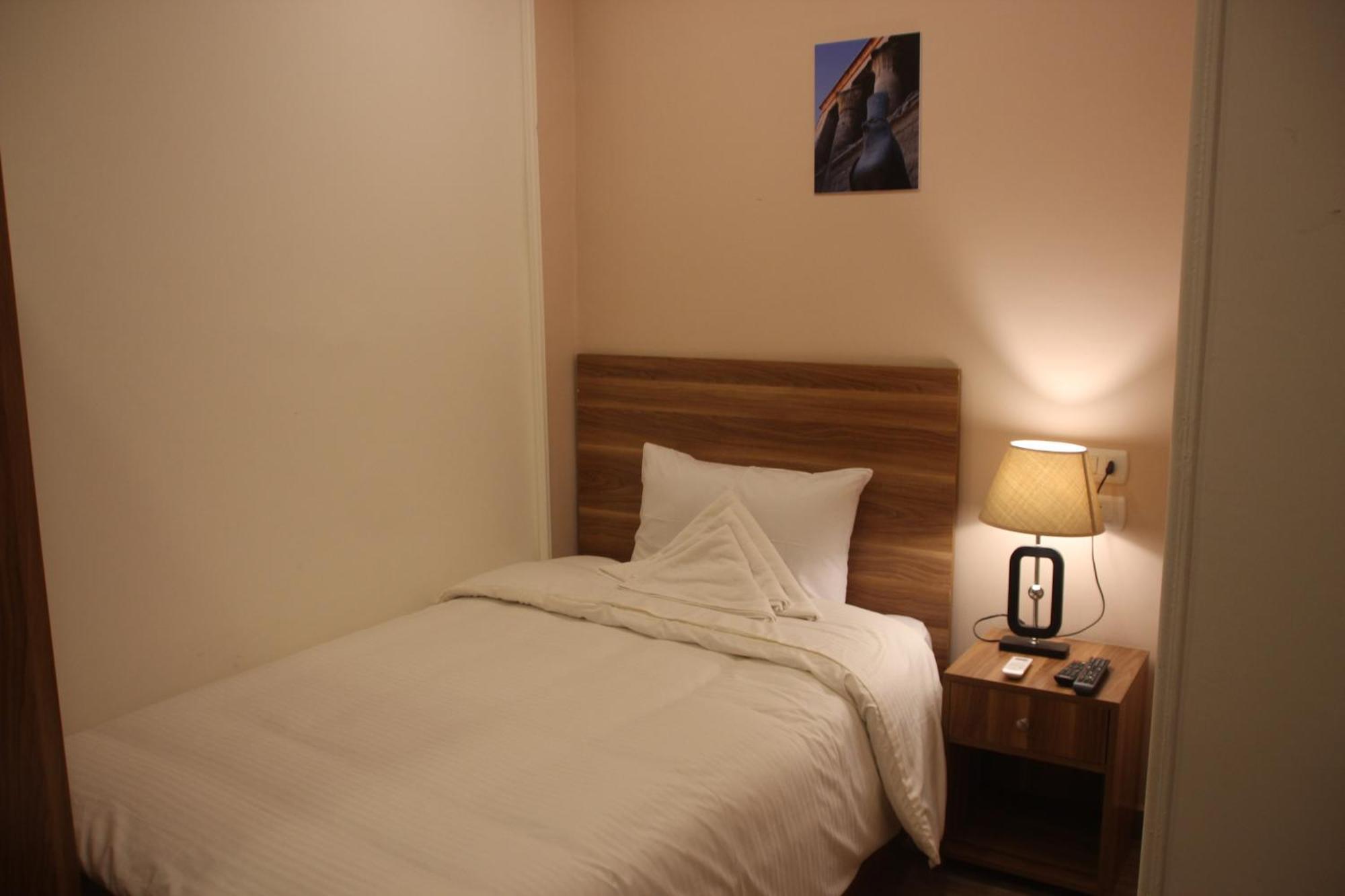 Farida Pyramids Boutique Hotel Kafrat al Jabal Exterior photo