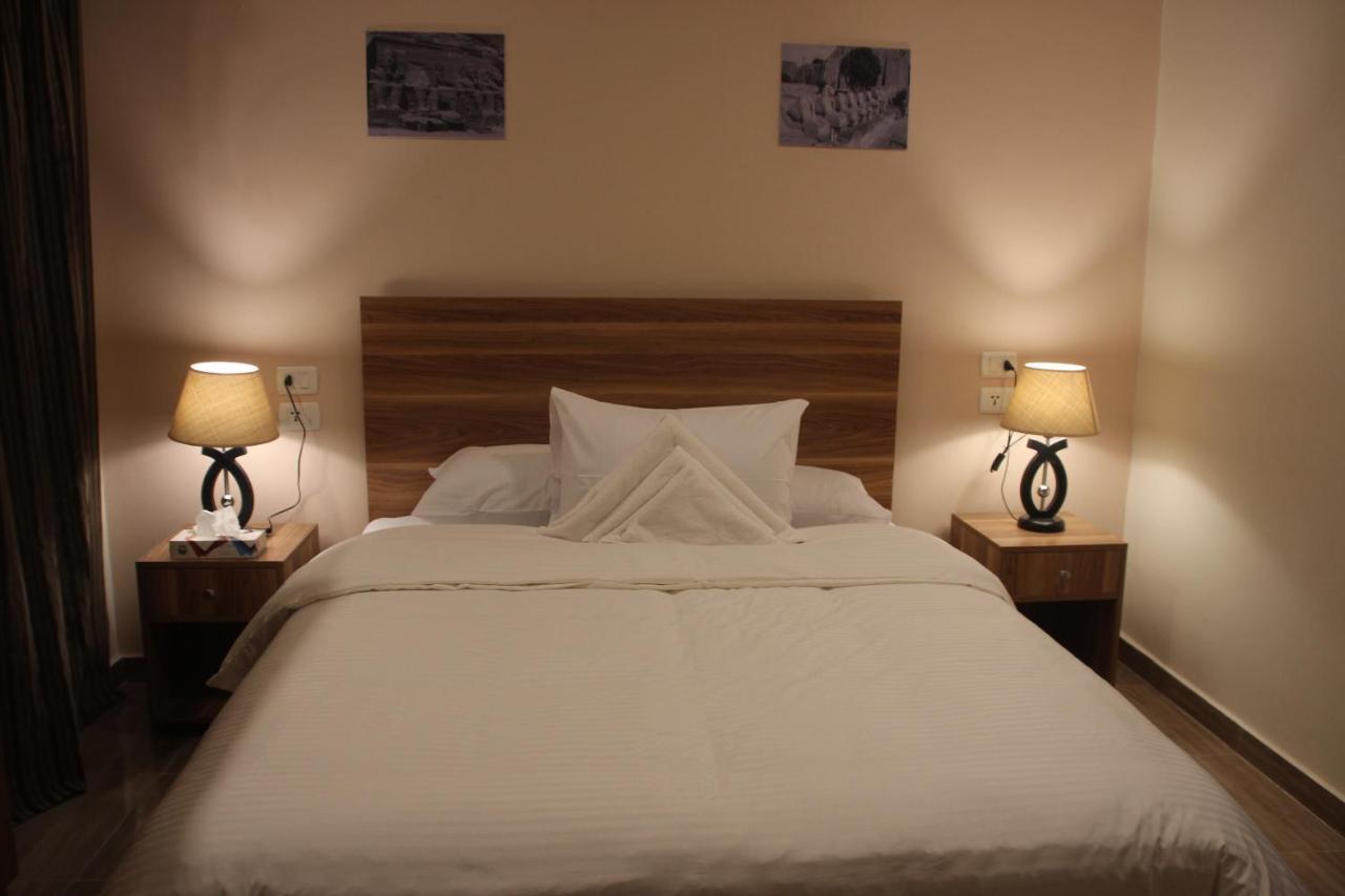 Farida Pyramids Boutique Hotel Kafrat al Jabal Exterior photo